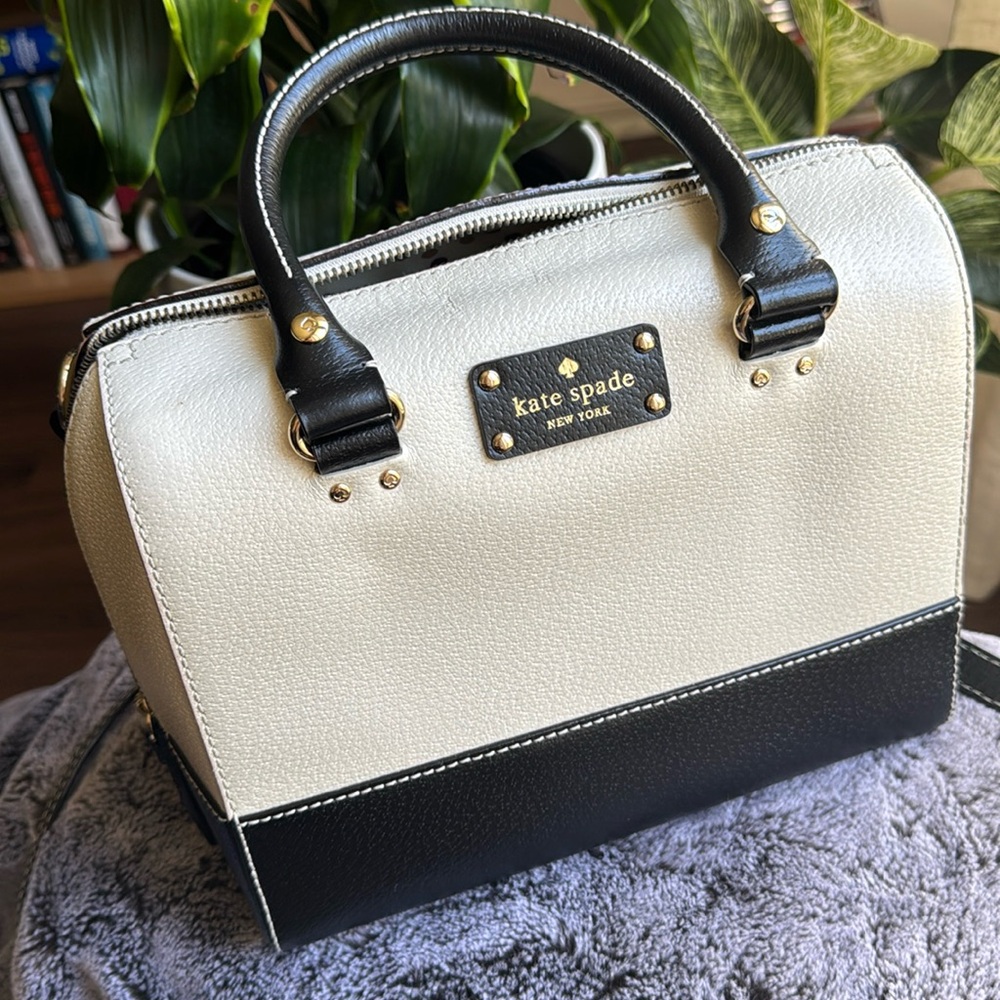 Kate Spade Wellesley Handbag Satchel